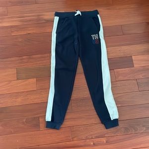 Navy youth sweatpants size (M)